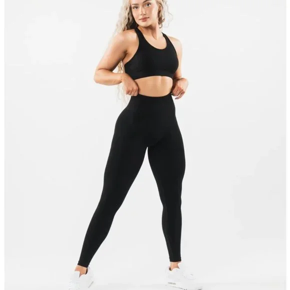 Alphalete Amplify Womens S Small Leggings BLACK Activewear Gym Scrunch NEW - Picture 3 of 8